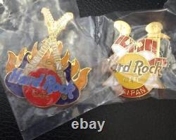 14 hard rock cafe pin badges