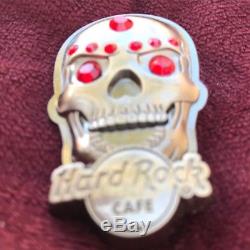 HARD ROCK CAFE 3D skull pin Limited edition 75