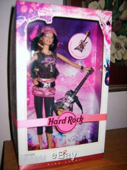 Hard Rock Cafe 2006 Barbie Hrc Pin + Barbie Fragrance & Feather Boa New In Boxes