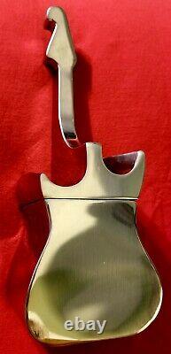 Hard Rock Cafe Fender Limited Edition Metal Guitar Drink Shaker