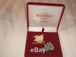 Hard Rock Cafe Macau Grand Opening 2 Pins Set with box LE777