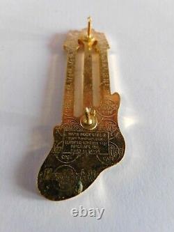Hard Rock Cafe Moscow 2003 STAFF Grand Opening STAFF Triple Neck Guitar Pin