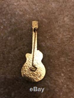 Hard Rock Cafe No Name FC Parry Red Les Paul Guitar Pin Very Rare Old Vintage