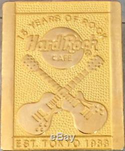 Hard Rock Cafe TOKYO 1998 15th Anniversary Gold STAFF PIN Rare LE 100 HRC #10181