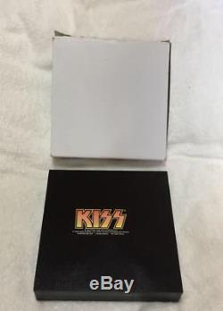 Hard rock cafe Universal city walk 5th Anniversary kiss Kiss pin badge set New
