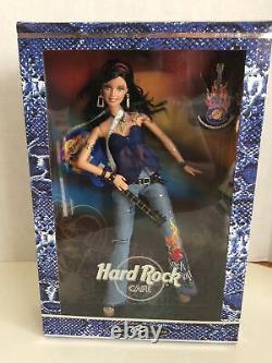2005 Hard Rock Cafe Collector Barbie Avec Le Crh Collector Pin- J0963 Nib