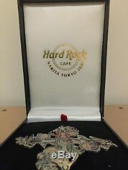 Café Rare Hard Rock Narita De Tokyo 2006 Limited Edition Baiser 4 Pin Set Badge
