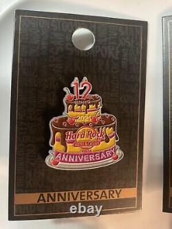 Épingles du personnel du casino Hard Rock pour l'anniversaire - Tulsa - Lot de sept (09, 13, 14, 18, 19, 21, 22)