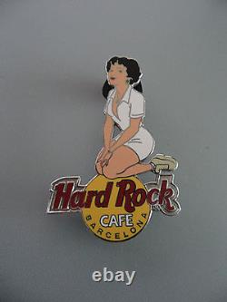Hard Rock Cafe 2002 Fille du Rock GOR 1 Serveuse Uniforme Blanc Pin BARCELONA