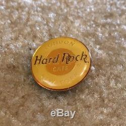 Hard Rock Cafe Boston Ouverture Cadeau Cadeau New York London Crème Tac Pin Très Rare