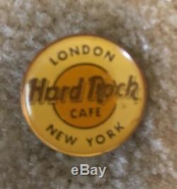 Hard Rock Cafe Boston Ouverture Staff Cadeau New York Londres Crème Tac Pin Très Rare