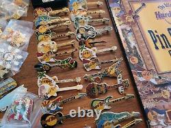 Hard Rock Cafe Collection De 200+ Hard Rock Cafe Pins Guitares Porte-clés