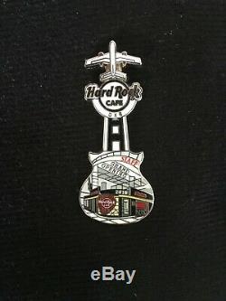 Hard Rock Cafe Dubai Airport Grand Ouverture Pin Personnel Limited Edition