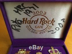 Hard Rock Cafe Golden Jubilee 2002 5 Pin Set Signé Par Rita