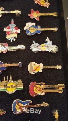Hard Rock Cafe Pin Collection Lot De 36 Épingles + Vitrine En Bois Dur