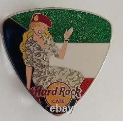 Hard Rock Cafe Pin Koweït Military Patriot Girl Guitare Avec Drapeau? Le100