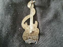 Hard Rock Cafe Pin Stevie Ray Vaughan Mort Rocker Guitare Série Rare Hard To Fin