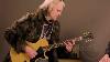John 5 Joue 7 Guitares Incroyablement Iconiques De Hard Rock S Vault Cela Va Vous Donner L'esprit